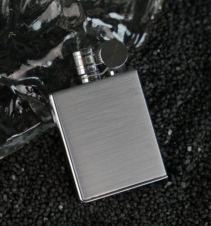 Бензинова запальничка Marvelous (Японія)