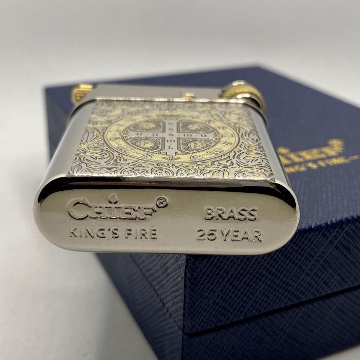 Запальничка Бензинова Chief з Хрестом Святого Бенедикта