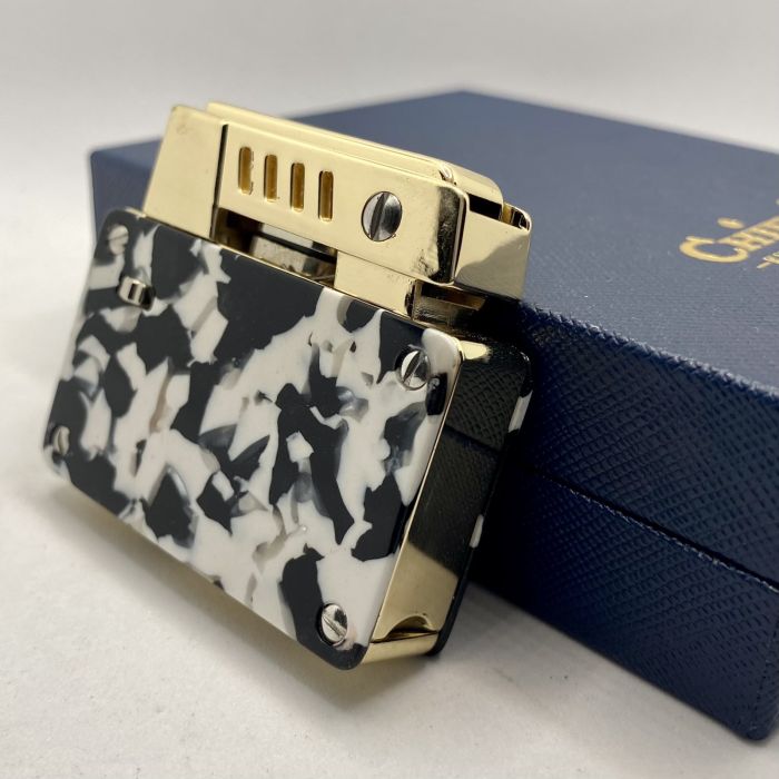 Бензинова Запальничка Chief чорно-білий мармур