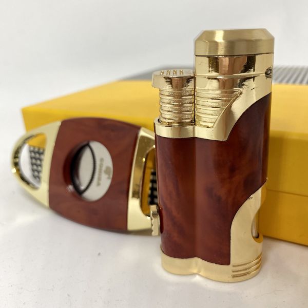 Турбо-запальничка Cohiba та гільйотина коричнево-золотистого кольору у наборі