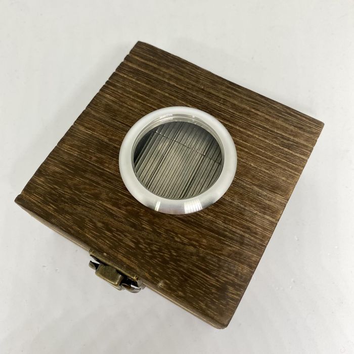 Колекційна бензинова запальничка Zippo "Suitcase Edition"у формі мініатюрної дорожньої валізи