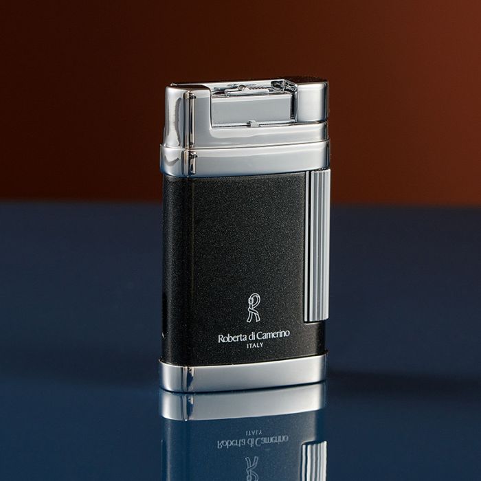Елегантна газова запальничка Roberta di Camerino (Italy)