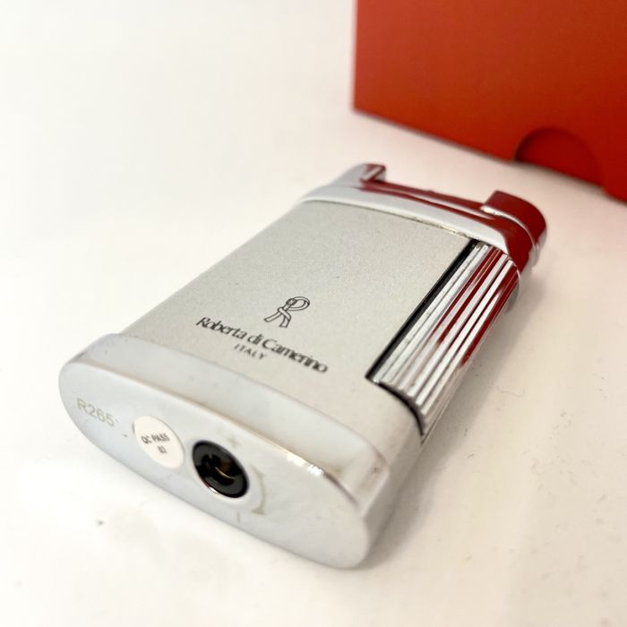 Елегантна газова запальничка Roberta di Camerino (Italy) — Silver & Chrome