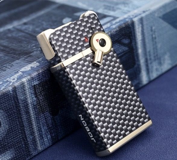 Газова   Запальничка JOBON - Подвійне Запалювання (Кремній + П'єзо) колір чорний  карбон