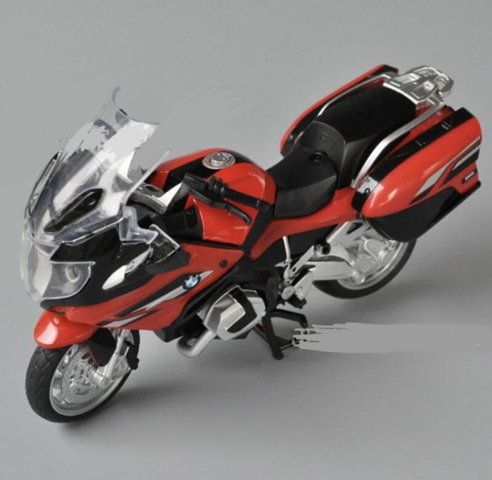 Масштабна модель мотоцикла BMW R1250 RT (1:12) — Червоний перламутр