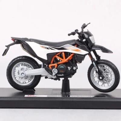 Колекційна модель мотоцикла KTM 690 SMC R (Масштаб 1:18) від Maistо