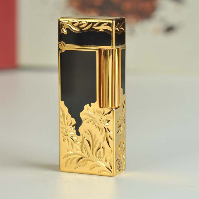 Газова запальничка  преміум-класу KELEISI з художнім гравіюванням Black & Gold