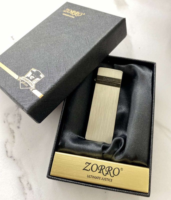 Бензинова запальничка Zorro Ultimate Justice (735 Brass)