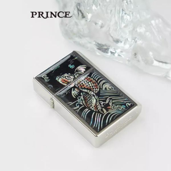 Бензинова запальничка Prince «Golden Koi» Короп Кої (Made in Japan)
