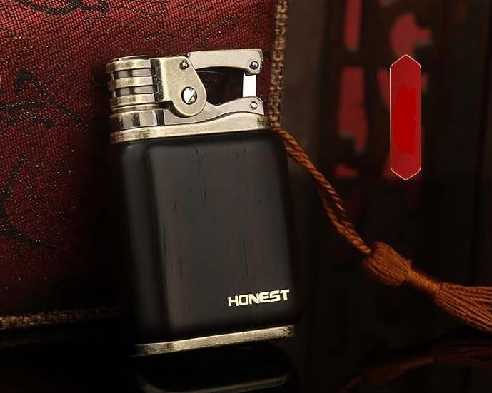 Бензинова запальничка Honest у вінтажному стилі (Дерево та Бронза)