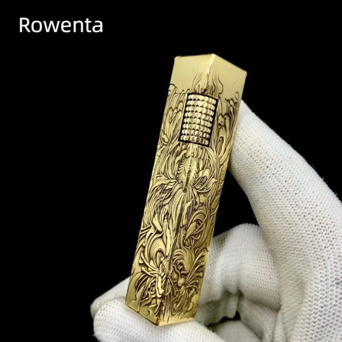 Бензинова запальничка Rowenta з суцільної латуні з авторським художнім гравіюванням "Дев'ятихвоста Лисиця Кіцуне"