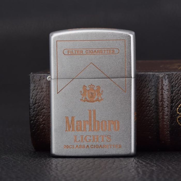 Запальничка бензинова Zorro Marlboro Lights у срібному корпусі