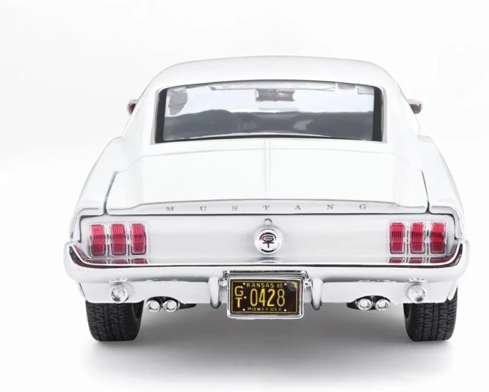 Колекційна модель авто 1968 Ford Mustang GT Cobra Jet (1:18) — Maisto Special Edition