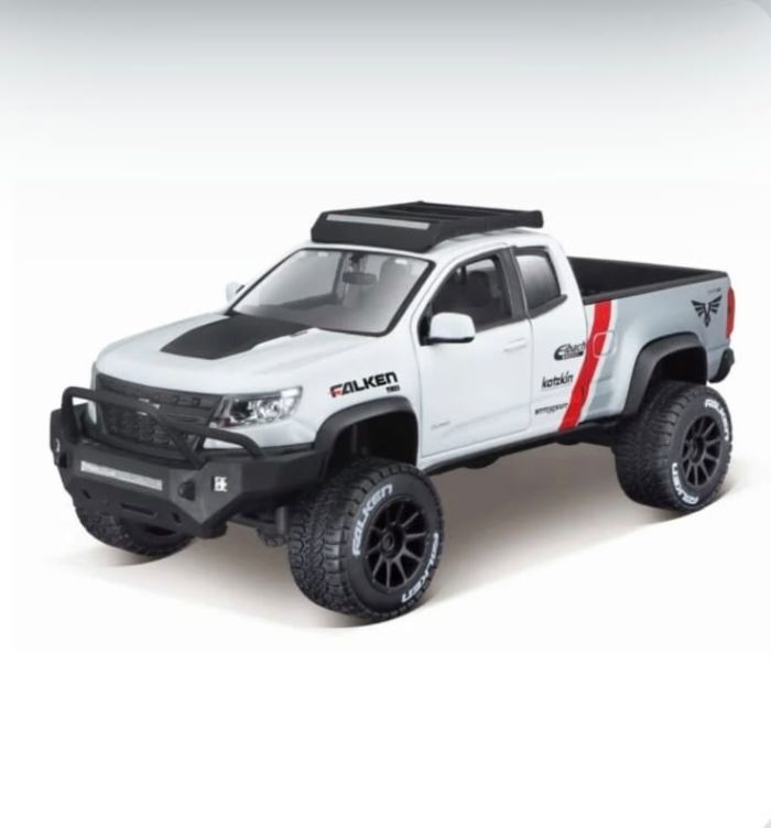 Колекційна модель автомобіля Maisto Design Off-Road 1:27 — 2017 Chevrolet Colorado ZR2