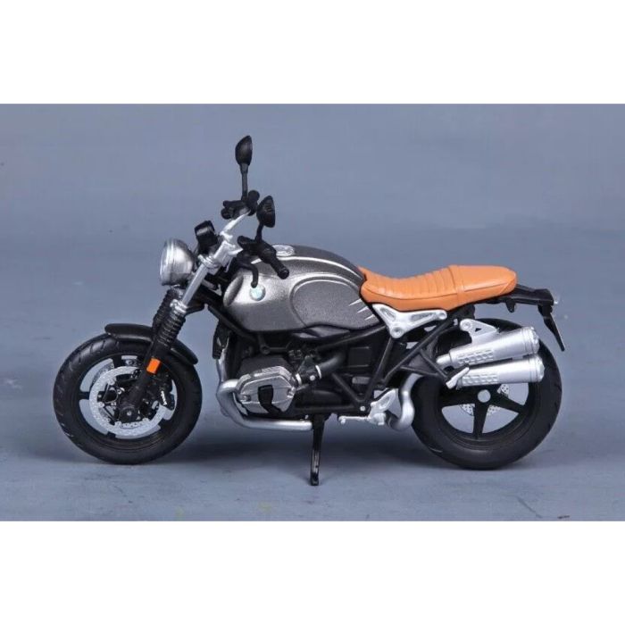 Колекційна модель мотоцикла BMW R nineT Scrambler (Maisto, масштаб 1:12)