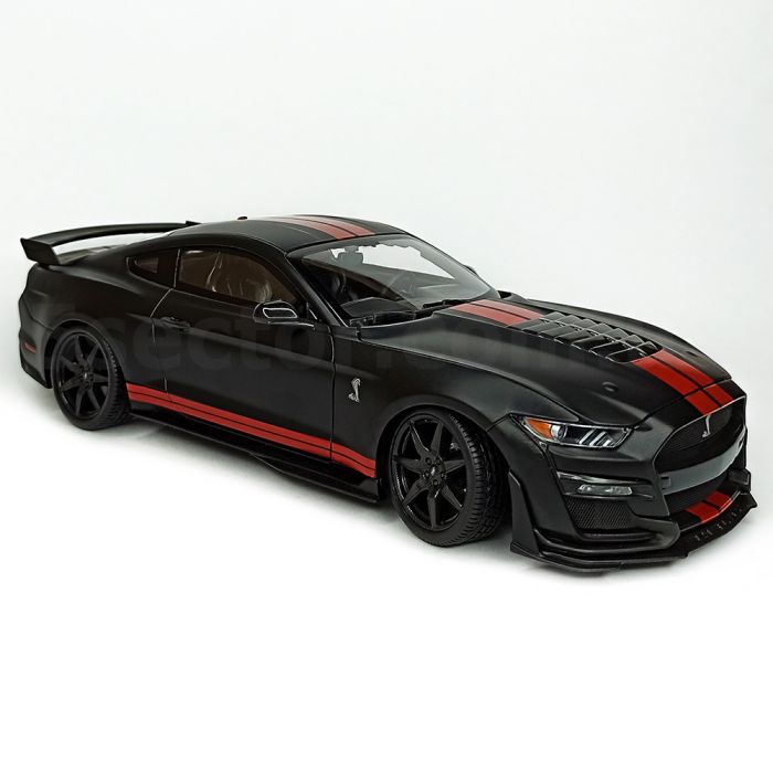 Колекційна модель автомобіля 2020 Mustang Shelby GT500 (CFTP) від Maisto — Масштаб 1:18