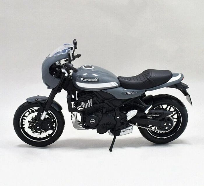 Колекційна модель мотоцикла Kawasaki Z900RS Cafe (масштаб 1:12) від Maisto