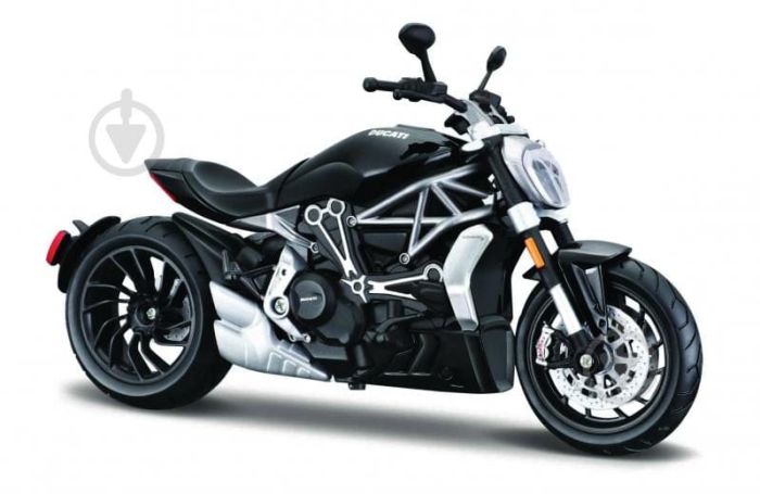 Колекційна масштабна модель мотоцикла Ducati XDiavel S (1:12) від Maisto — Втілення італійського пристрасного дизайну