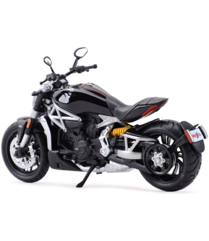 Колекційна масштабна модель мотоцикла Ducati XDiavel S (1:12) від Maisto — Втілення італійського пристрасного дизайну