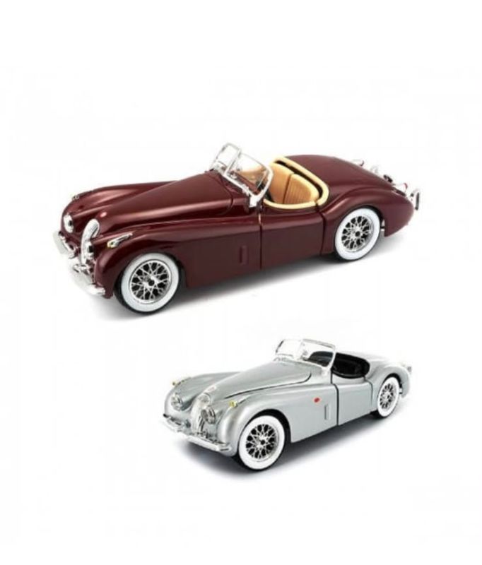 Масштабна модель автомобіля Jaguar XK 120 Roadster (1951) у масштабі 1:24 від Bburago
