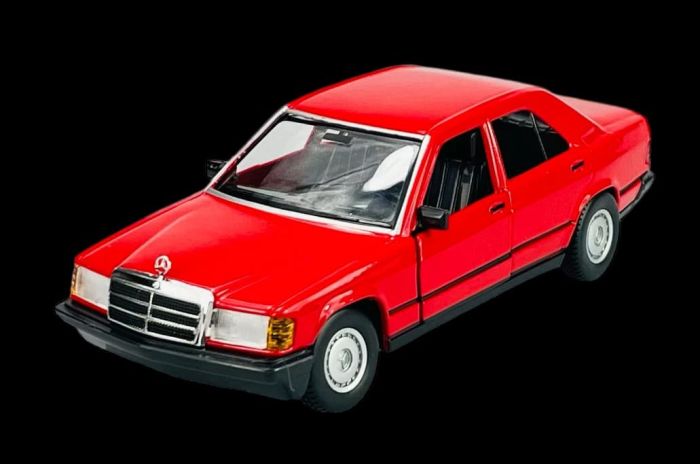 Легенда німецького автопрому: Масштабна модель Mercedes-Benz 190 E 2.6 (1:24) від Bburago