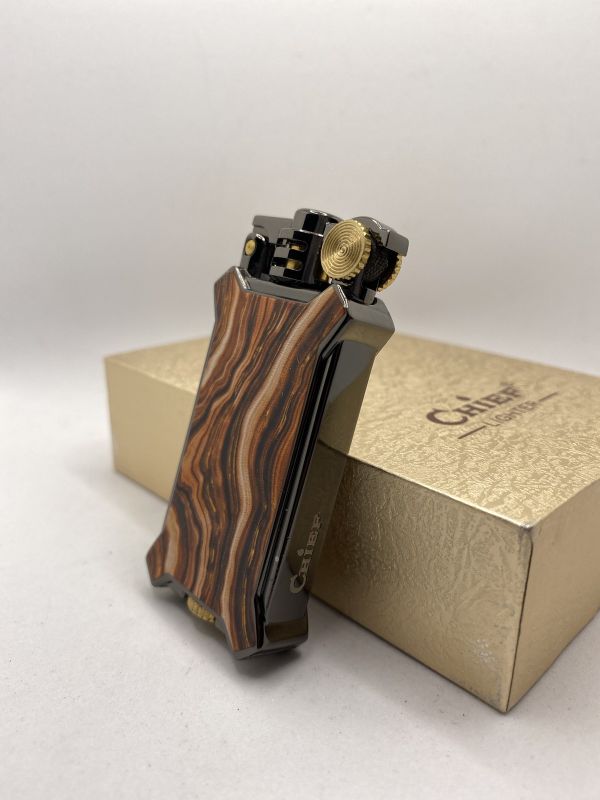 Бензинова запальничка Chief Магма-Стиль