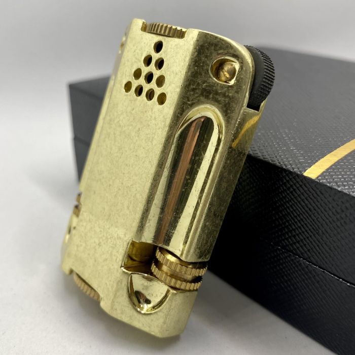 Бензинова запальничка Zorro "Латунний Броненосець"