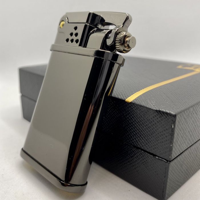 Бензинова запальничка ZORRO Чорний Метеор