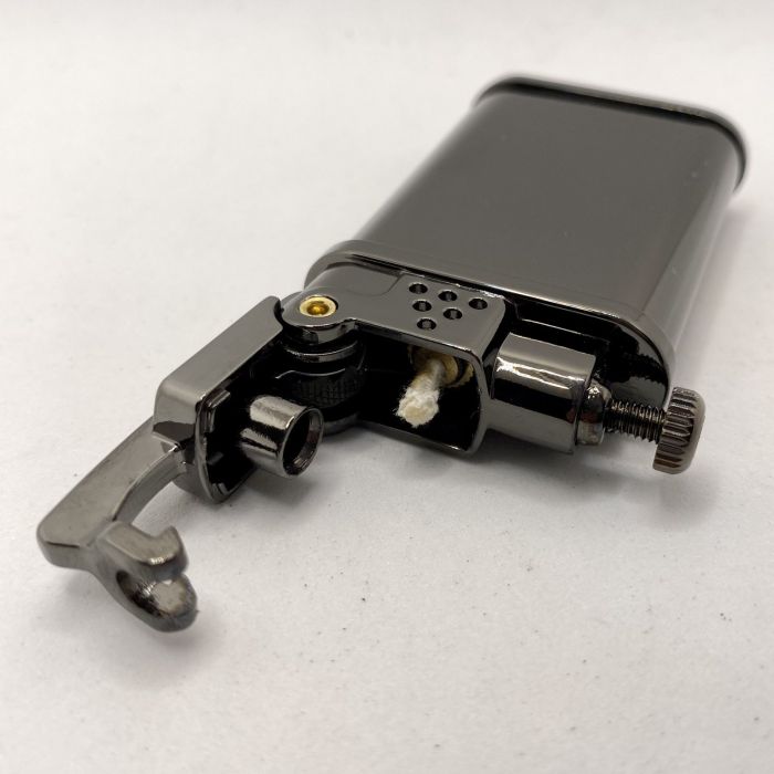 Бензинова запальничка ZORRO Чорний Метеор