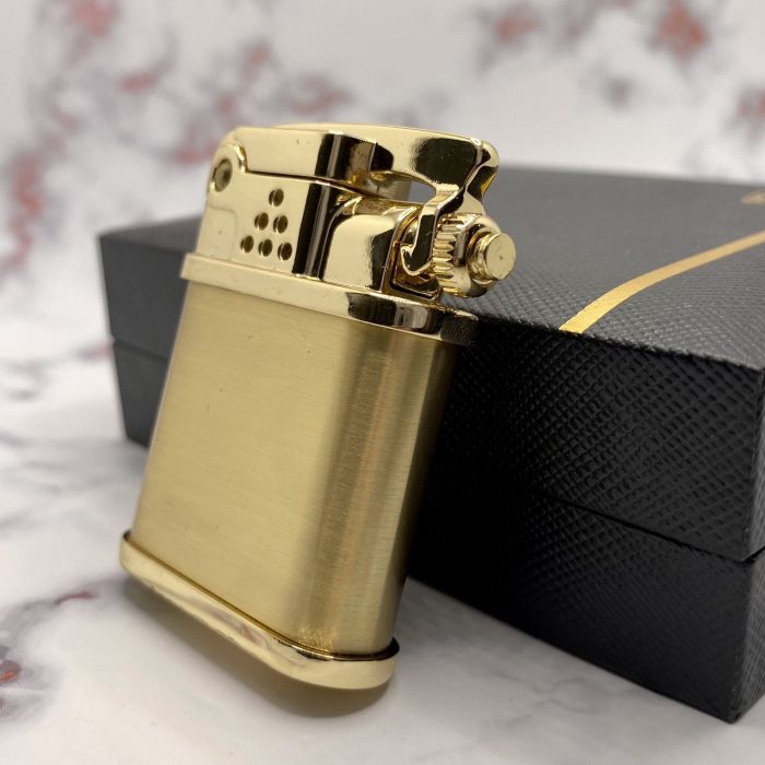 Бензинова запальничка Zorro "Золотий Спадкоємець"