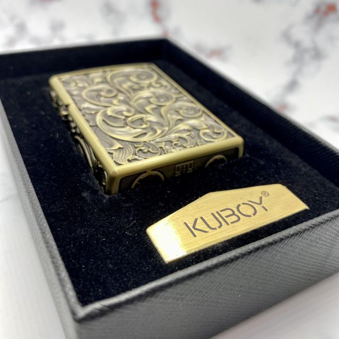 Бензинова запальничка KUBOY "Бароко Бронза"