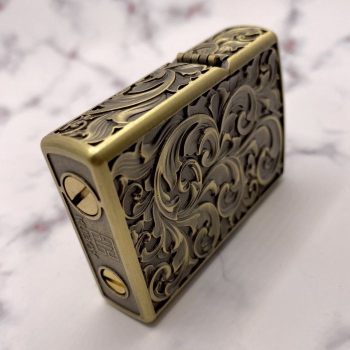 Бензинова запальничка KUBOY "Бароко Бронза"