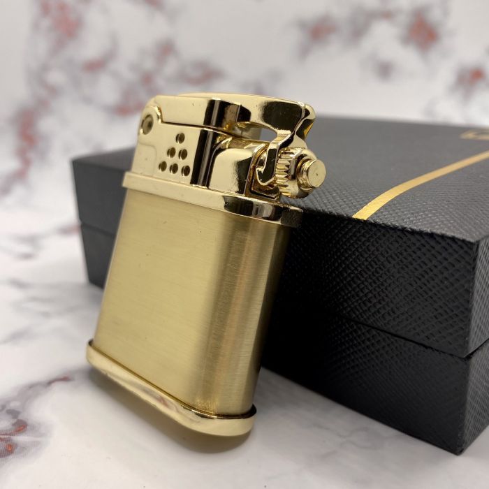 Бензинова запальничка Zorro "Золотий Спадкоємець"