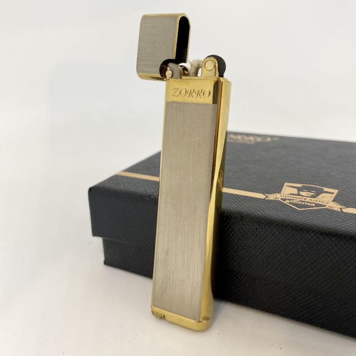 Елегантна Бензинова Запальничка ZORRO золотиста