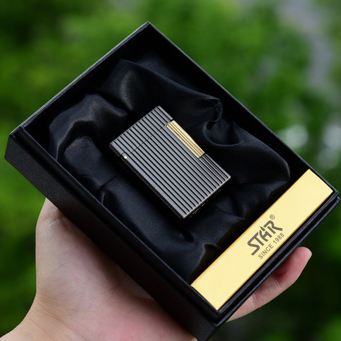 Елегантна Бензинова Запальничка Star сіро-чорного кольору