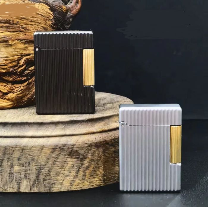 Елегантна Бензинова Запальничка Star матова срібляста