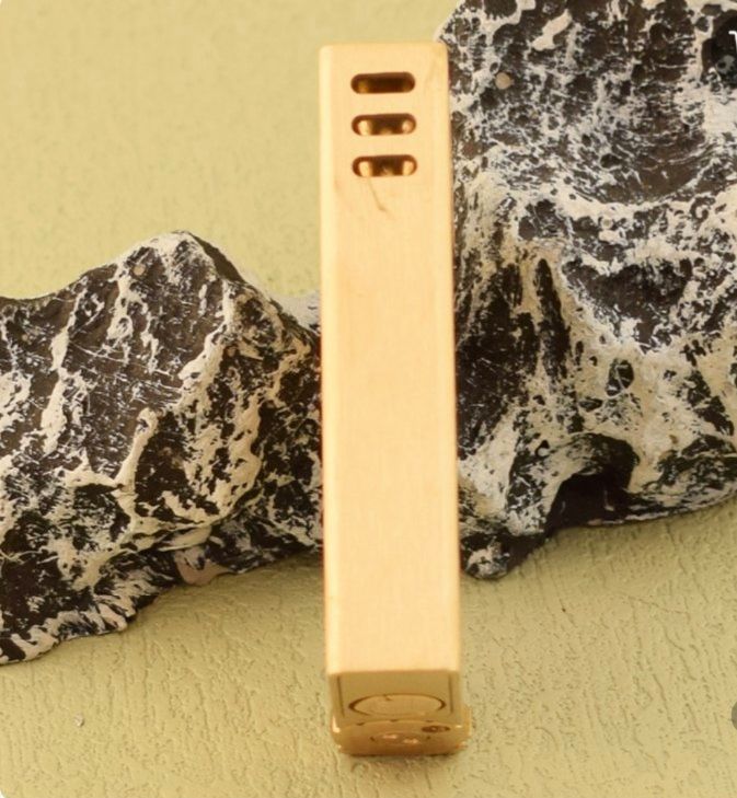 Ексклюзивна бензинова  запальничка з латуні