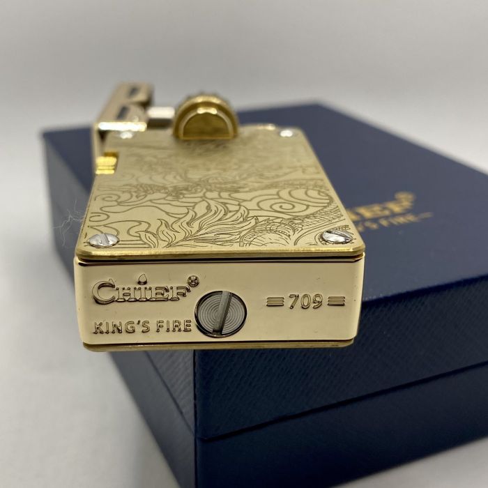 Бензинова Запальничка Chief Золотий Східний Дракон