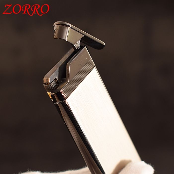Елегантна Газова Запальничка ZORRO сріблясто-чорна