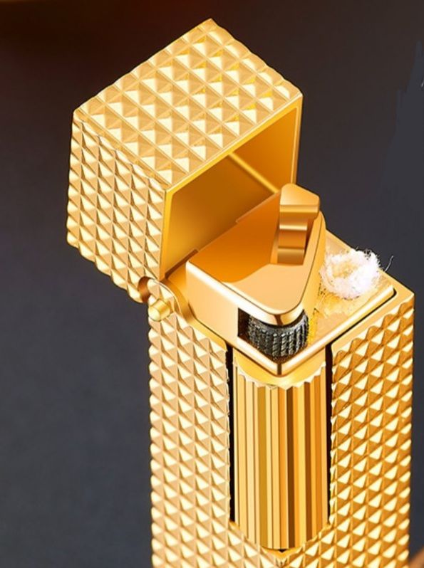 Ексклюзивна Бензинова Запальничка Derui фактурна золотиста